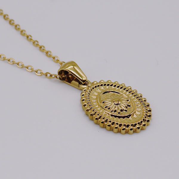 Daisy Necklace