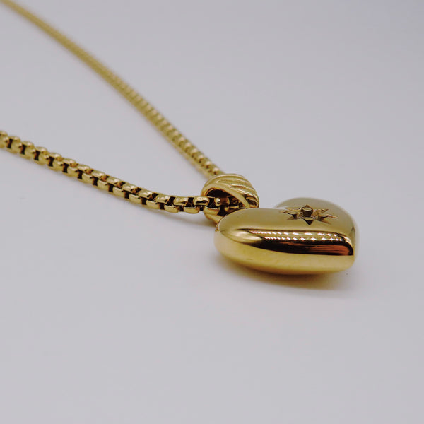 Amor Necklace